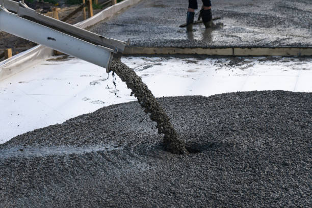 Best Concrete Contractor Near Me  in Iowa Falls, IA